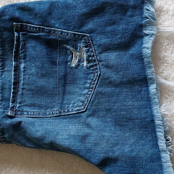 AE 💋12s - Picture 15 of 16